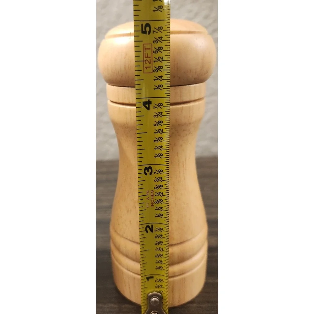 Wooden Salt and Pepper Grinders Set Hand Movement Salt Mill / Pepper Mill
